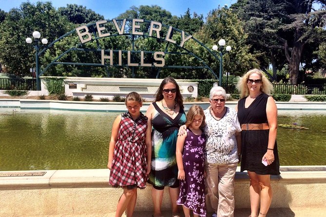 2 1/2 Hour Private Tour of Hollywood, Beverly Hills and Bel Air - Rodeo Drive and the polished side of Beverly Hills