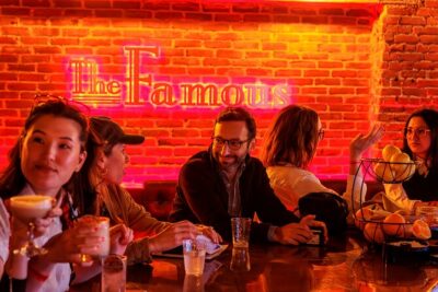2 Hours Party Bike Pub Crawl Tour in Glendale California