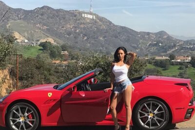 30-Minute Luxury Driving Tour: Explore Hollywood in a Ferrari