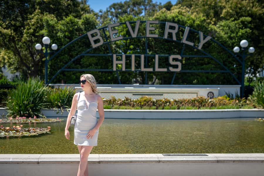Beverly Hills: Photoshoot with Edited Images - Rodeo Drive Brings the Glamour