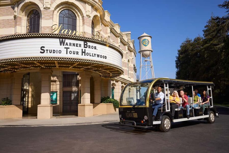 Burbank: TCM Classic Films Tour - The Property House and its half-million objects