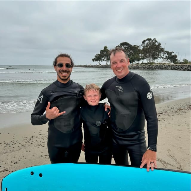 Cali: Surfing Lesson with Local Instructors - The first part of the 90-minute lesson