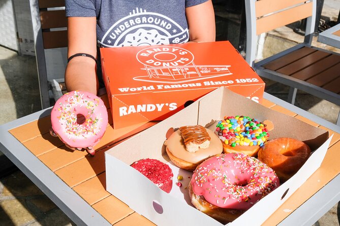 Discover California Donut Culture: Santa Monica’s Sweetest Tour - What the Guides Add to the Food