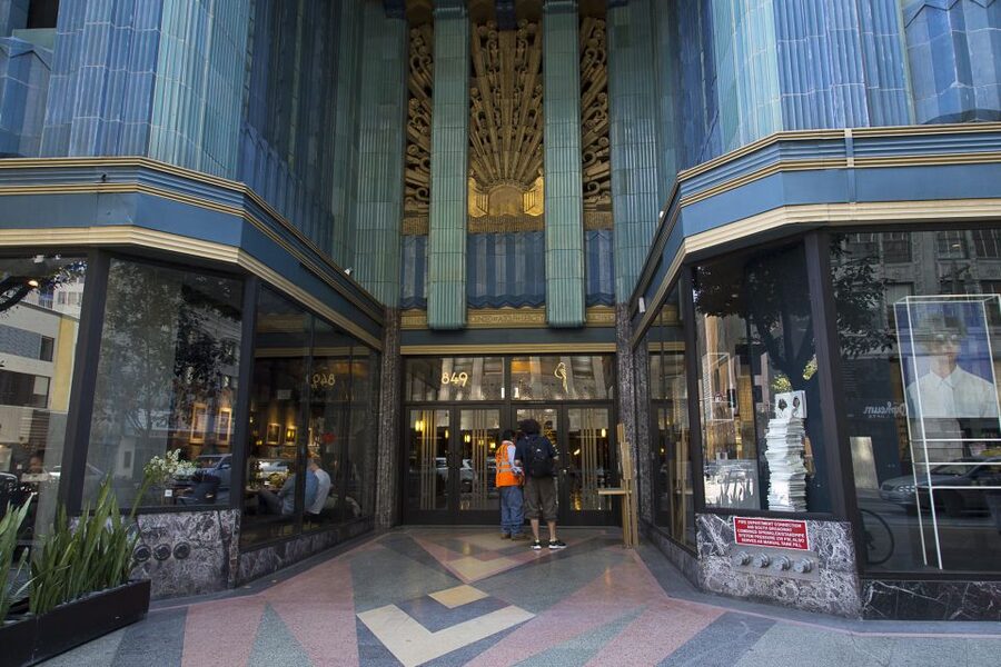 Downtown Los Angeles Bike Tour: Top 10 DTLA - Angel’s Flight and the Bradbury Building