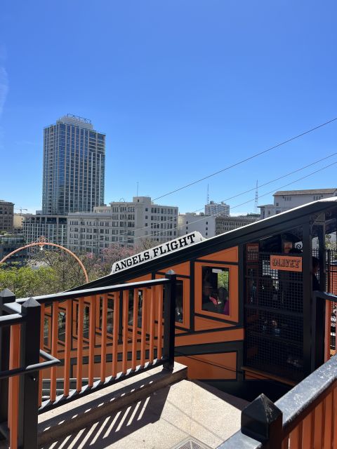 Downtown Los Angeles : Historic district & Little Tokyo - Civic Center completes the public face of Downtown