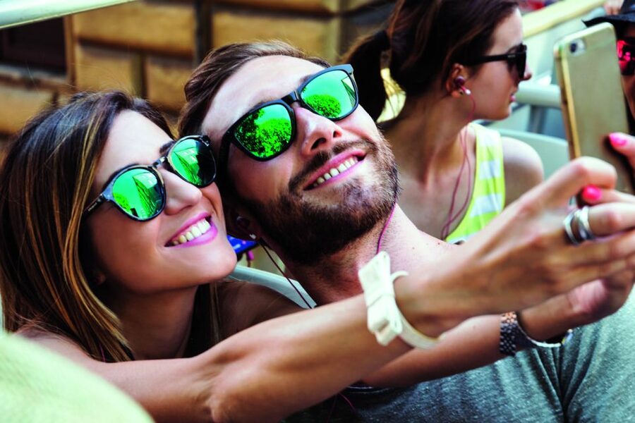 From Hollywood: LA Celebrity Homes & Lifestyle Tour - What this Hollywood tour really offers