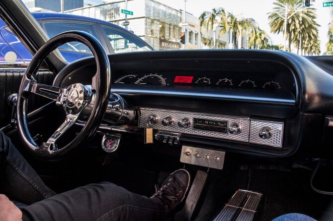 Golden Route Lowrider Tour - Starting in Beverly Hills and reaching the famous streets