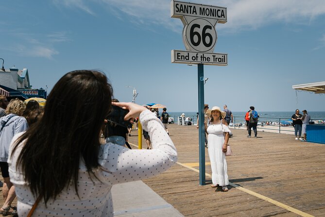 Half Day Best of Los Angeles Tour from Santa Monica - Rodeo Drive and the Beverly Hills Sign