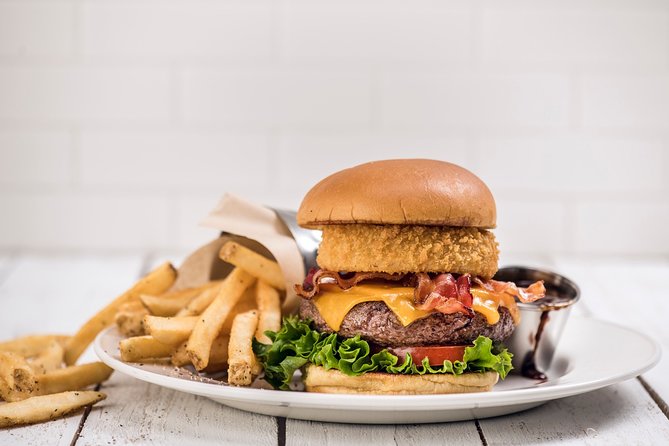 Hard Rock Cafe Hollywood - Is this a good choice for families?