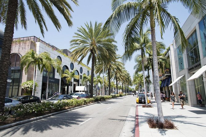 Hollywood and Beverly Hills Half-Day Tour with Exclusive Stops - The Walk of Style and Beverly Hills