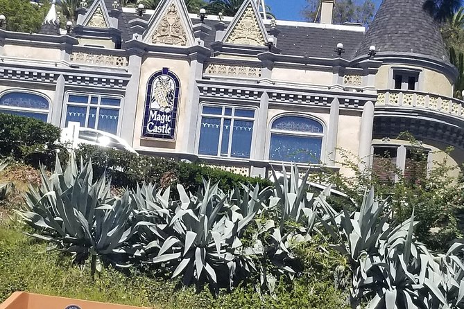 Hollywood and Beverly Hills Half-Day Tour with Exclusive Stops - Capitol Records and the Hollywood Entertainment district