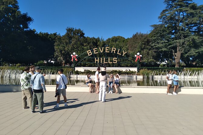 Hollywood and Beverly Hills Shared 3-Hour Tour with 3 Stops - Celebrity homes and the compact vehicle advantage