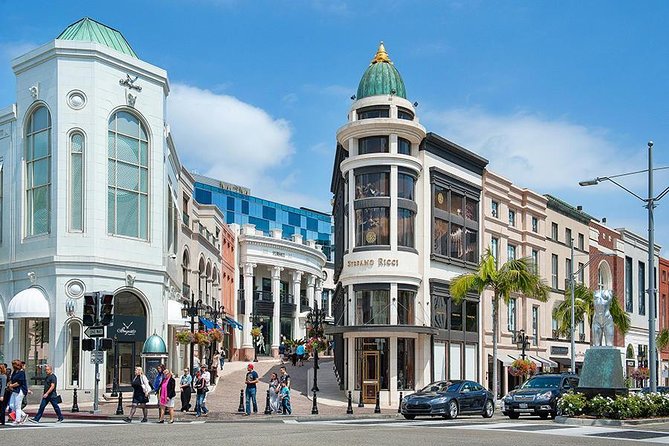 Hollywood, Beverly Hills, and Los Angeles Private Tour - The guides make the private format work