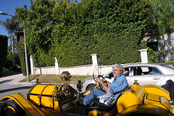 Hollywood & Beverly Hills: Celebrity Homes & Lifestyle Tour - What this tour is really selling