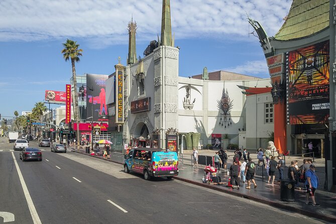 Hollywood, Beverly Hills & Celebrity Homes Tour by Open Air Bus - Beverly Hills sign: the tour’s best photo stop