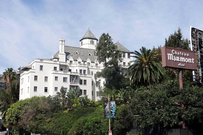 Hollywood Chills 3-Hour Tour: Celebrity Scandals and Cemeteries - Greystone Mansion and its Hollywood mysteries