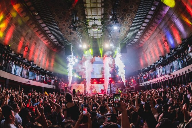 Hollywood Club Crawl in Los Angeles - Is $32 a fair price?