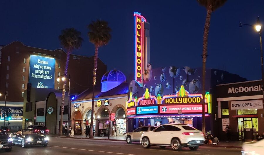 Hollywood: Haunted Walking Tour, True Crime, Creepy Tales - Houdini’s attempt to reach the dead