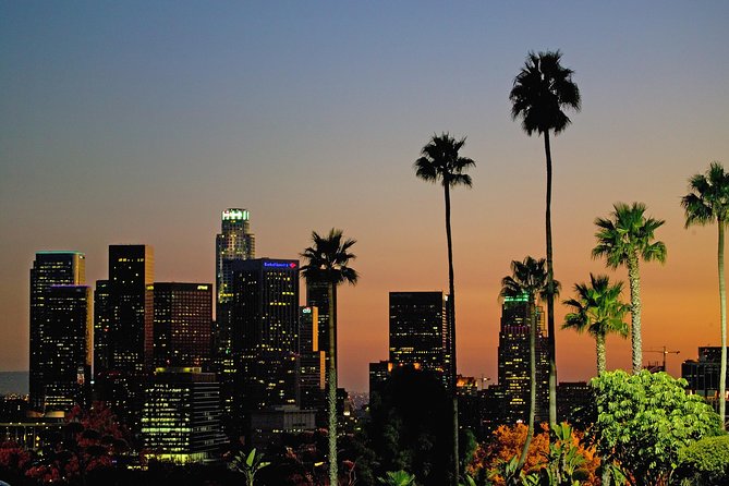 Hollywood Night Tour with Griffith Observatory - What you may and may not see after dark