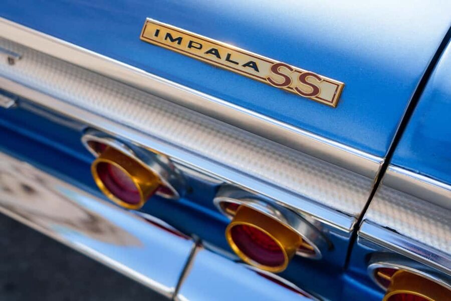 Hollywood: Oscars Tour in a 1964 Impala Lowrider - Mulholland viewpoints and the Hollywood Sign