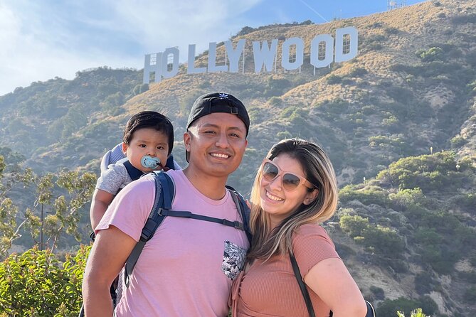 Hollywood Sign 2.5-Hour Tour with Comedians and Their Dogs - Photo help is a serious practical benefit