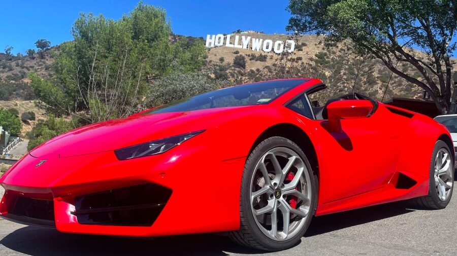 Hollywood Sign 50 Min Lamborghini tour (drive or be driven) - The Lamborghini Huracan Spyder experience