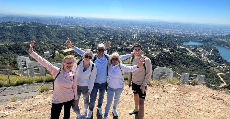 Hollywood Sign : Hiking to the Sign with a French tour guide - The uphill route and what to expect