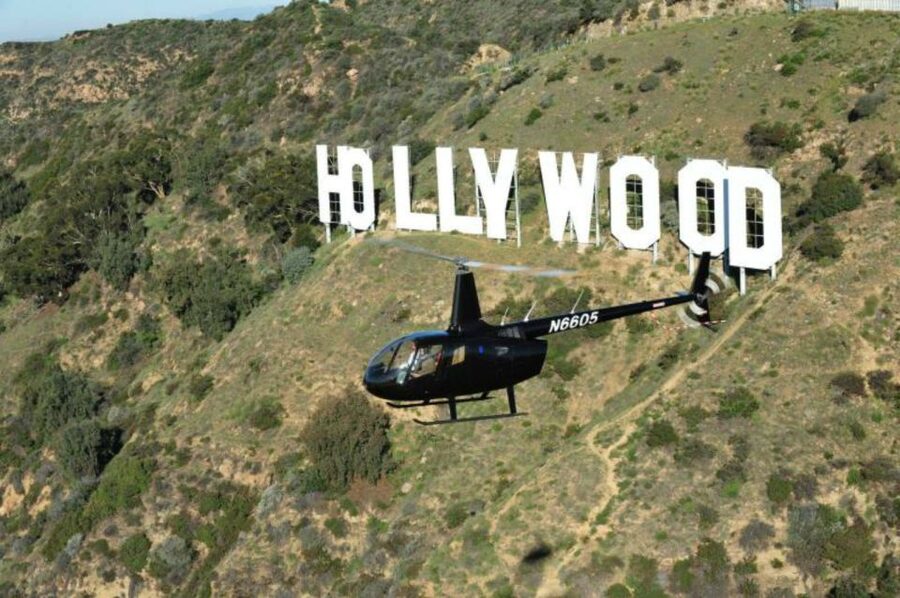 Hollywood Sign & Universal Studios Helicopter Tour - Daytime or sunset flight?