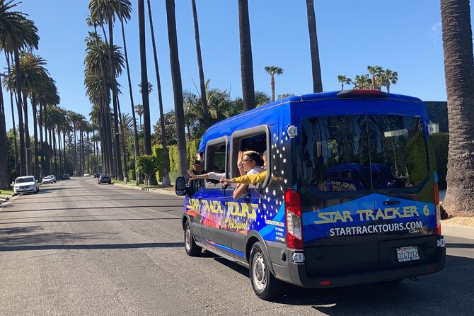 Hollywood Stars Tour: Walk of Fame, Celebrity Homes, Sunset Strip - Passing celebrity homes in Beverly Hills