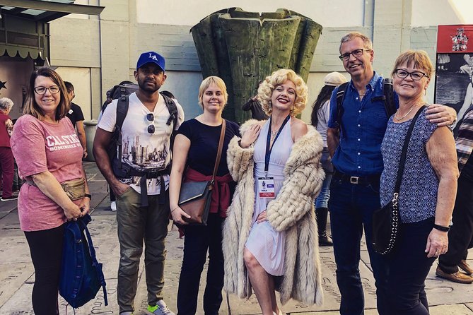 Hollywood: the Real Walking Tour - Hollywood and Highland without getting swallowed by the crowd