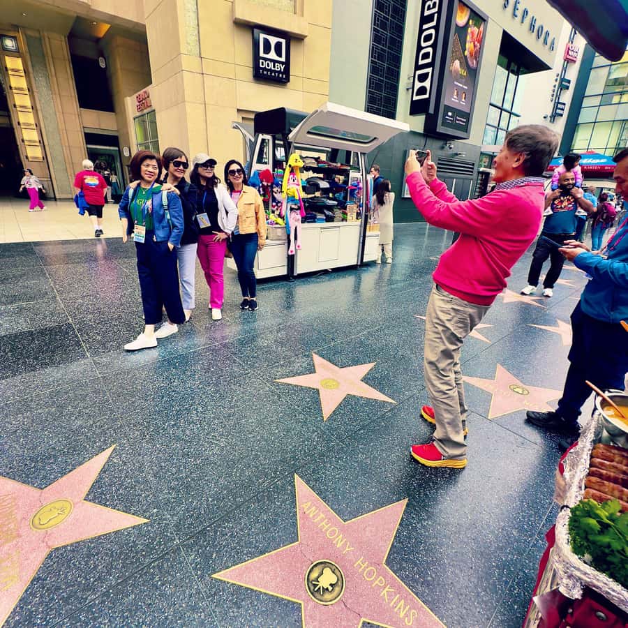 Hollywood Walking & Hiking Sunset Tour with LA Skyline Views - Timing, meeting point, and practical planning