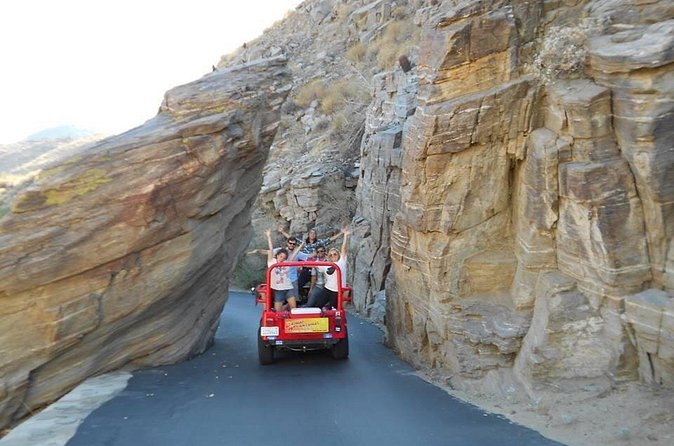 Indian Canyons Hiking Tour by Jeep from Palm Springs - What $250 per person really gets you