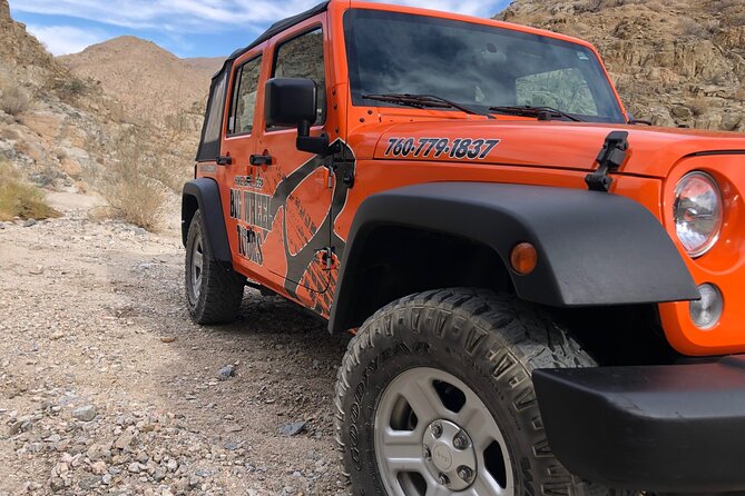 Joshua Tree National Park Offroad Tour - Learning the desert with Jeff, Ben, Sarah, Will, or Kolin