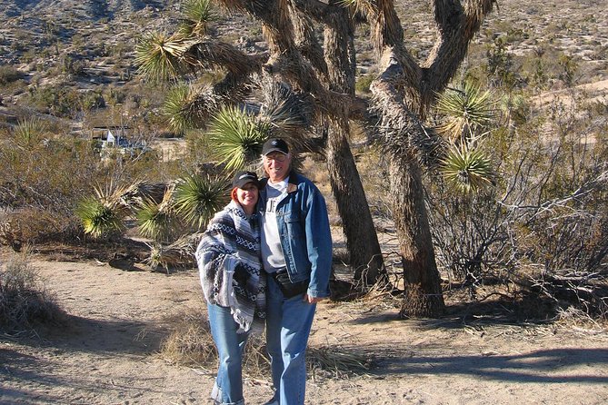 Joshua Tree Open Air Hummer Adventure - Barker Dam’s granite and Joshua trees