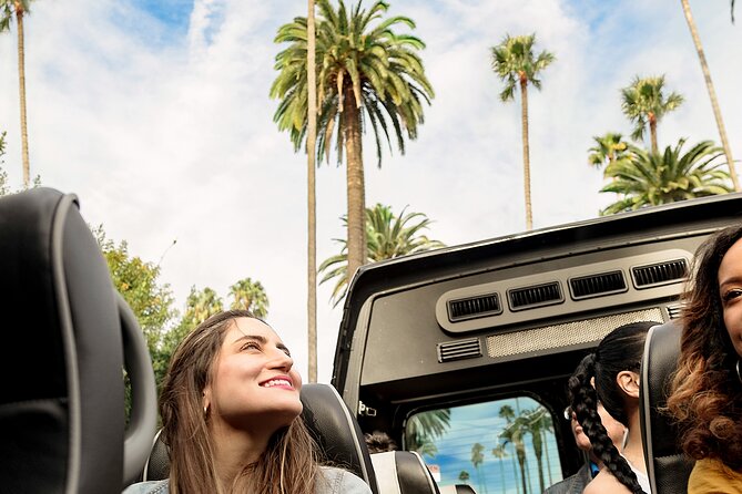 LA: Celebrity Homes and Lifestyle Tour and Hop-on Hop-off Tour - Hollywood Hills and the search for famous homes