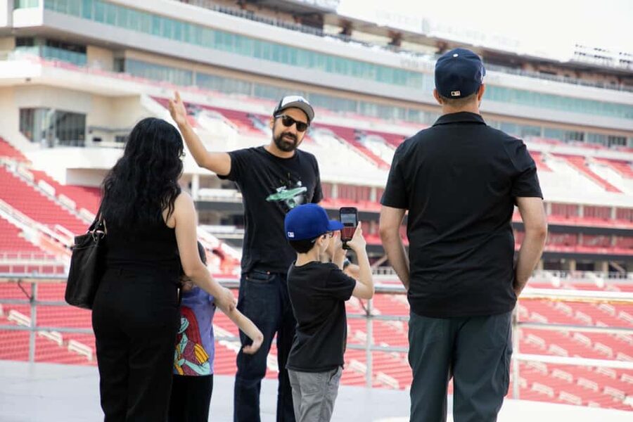 LA: Expo Park Space & Dinosaurs Tour with Cal Science Center - Starting at BMO Stadium and Exposition Park