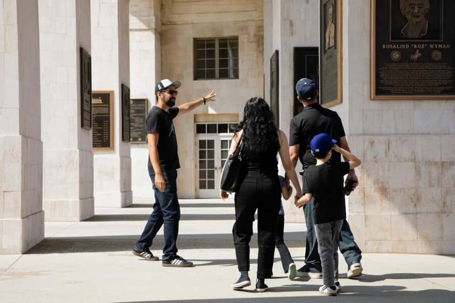 LA: Expo Park Space & Dinosaurs Tour with Cal Science Center - What $34 really gets you