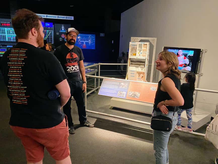 LA: Expo Park Space & Dinosaurs Tour with Cal Science Center - FAQ