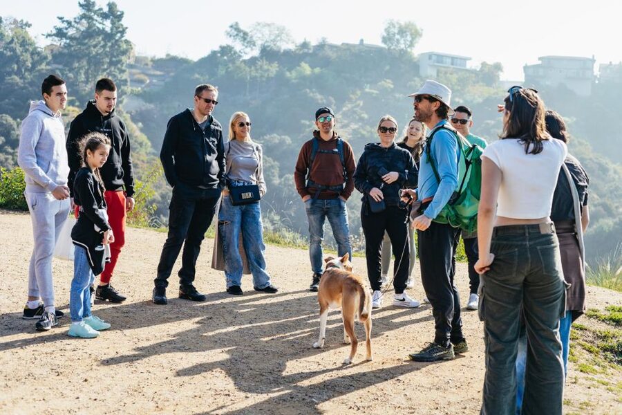 LA: Express Hollywood Sign Guided Walking Tour with Photos - Starting at Innsdale Trail in Griffith Park
