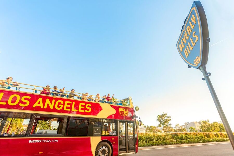 LA: Hop-on Hop-off Tour by Open-top Bus with 19 Stops - Who will get the most from this tour