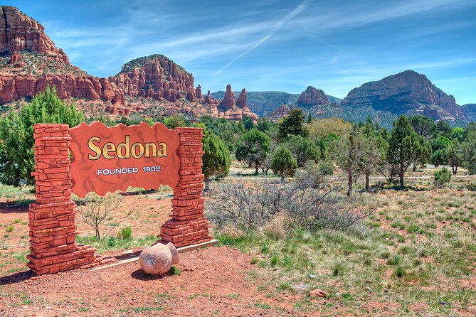 LA: Las Vegas, Sedona, Monument, Antelope Canyon, 5-Day Tour - Hotels, meals, and room arrangements