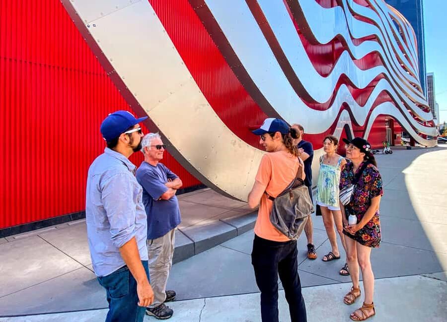 LA: Museum Row Tour The Fast & The Fossilized on Wilshire - Why this short walk works so well