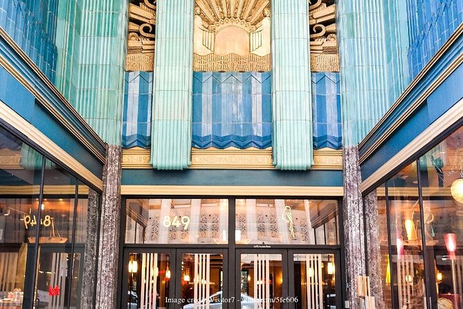 LA's Art Deco & Beaux Art Architecture: Private Walking Tour - City Hall and the Los Angeles Courthouse