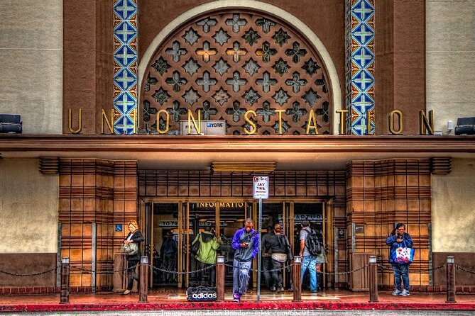 LA's Art Deco & Beaux Art Architecture: Private Walking Tour - Eastern Columbia Building and the Broadway finish
