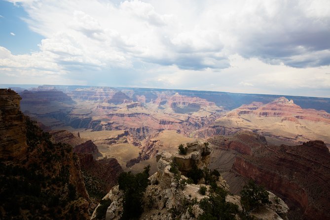 LA: San Francisco, Yosemite, Vegas & Hoover Dam, 5-Day Tour - Guides, vehicles, and group size