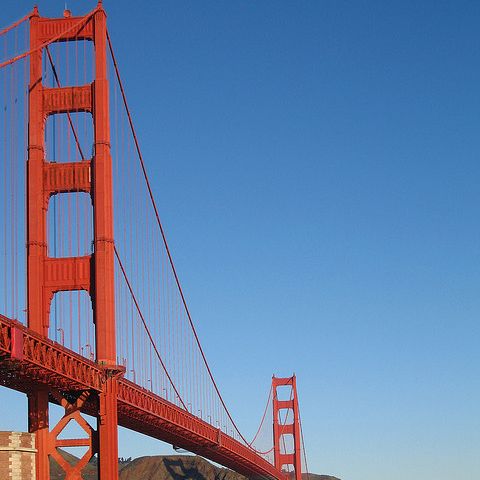 LA: San Francisco, Yosemite, Vegas & Hoover Dam 5-Day Tour - Guides, languages, and how the commentary may feel