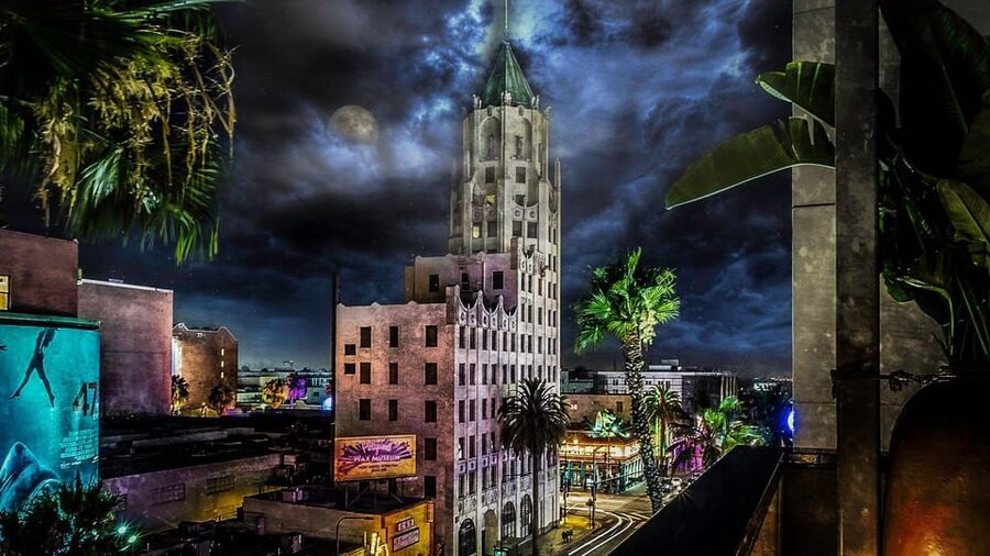 LA: Ultimate Dead of Night Walking Ghost Tour - Walking toward Yamashiro