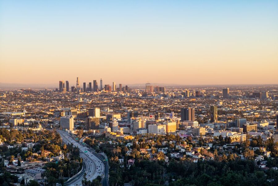 LA VIP Tour : Beverly Hills, Sunset Strip, & Hollywood Sign! - Who will get the most from three hours