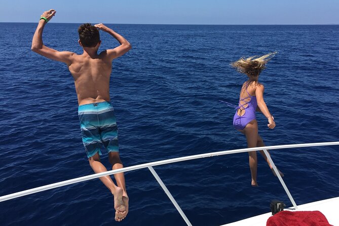 LA: Yacht Private Trip -1 hour (1 ticket covers 1-6 ppl - What this Long Beach yacht trip is really like