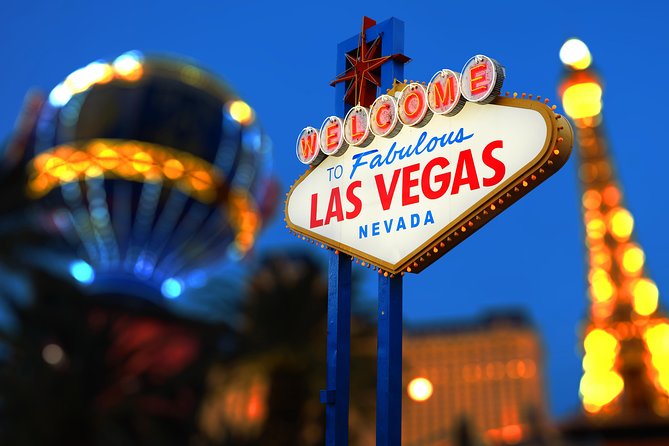 Las Vegas with Hoover Dam, 2-Days Tour from LA - The Strip after dark: a fast introduction to Las Vegas